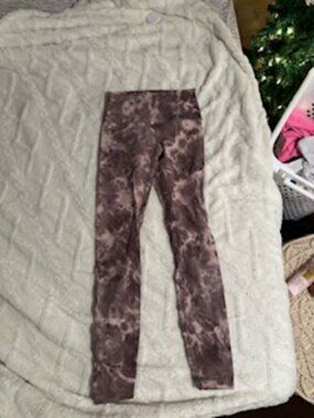 Lululemon diamond dye align leggings 28"